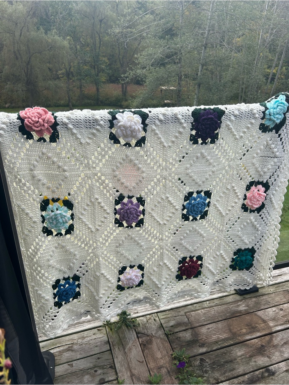 Vintage Handmade Crochet Granny Square Afghan Blanket 3D Flowers White 56”x70”